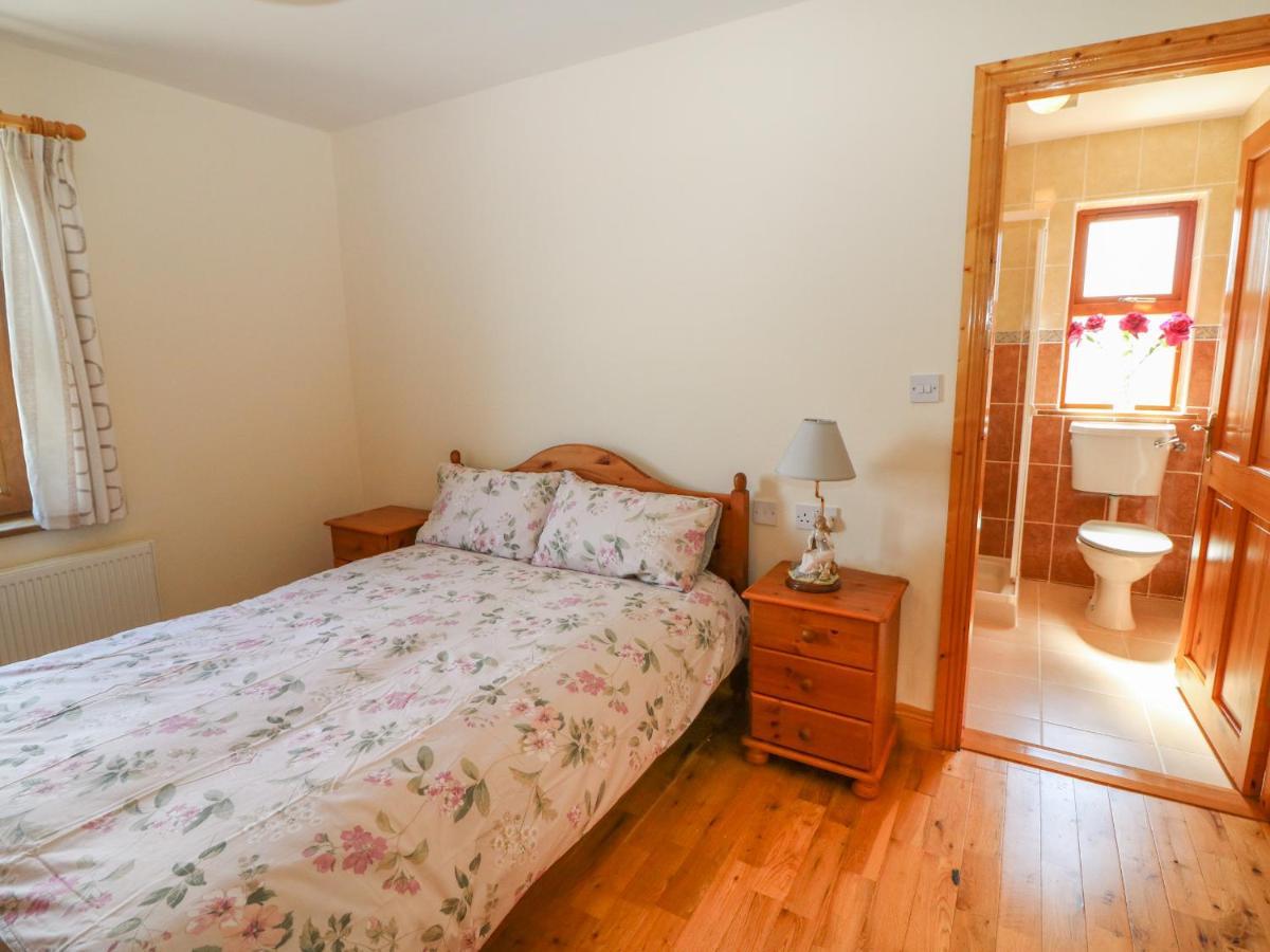 Holiday home Dooneen